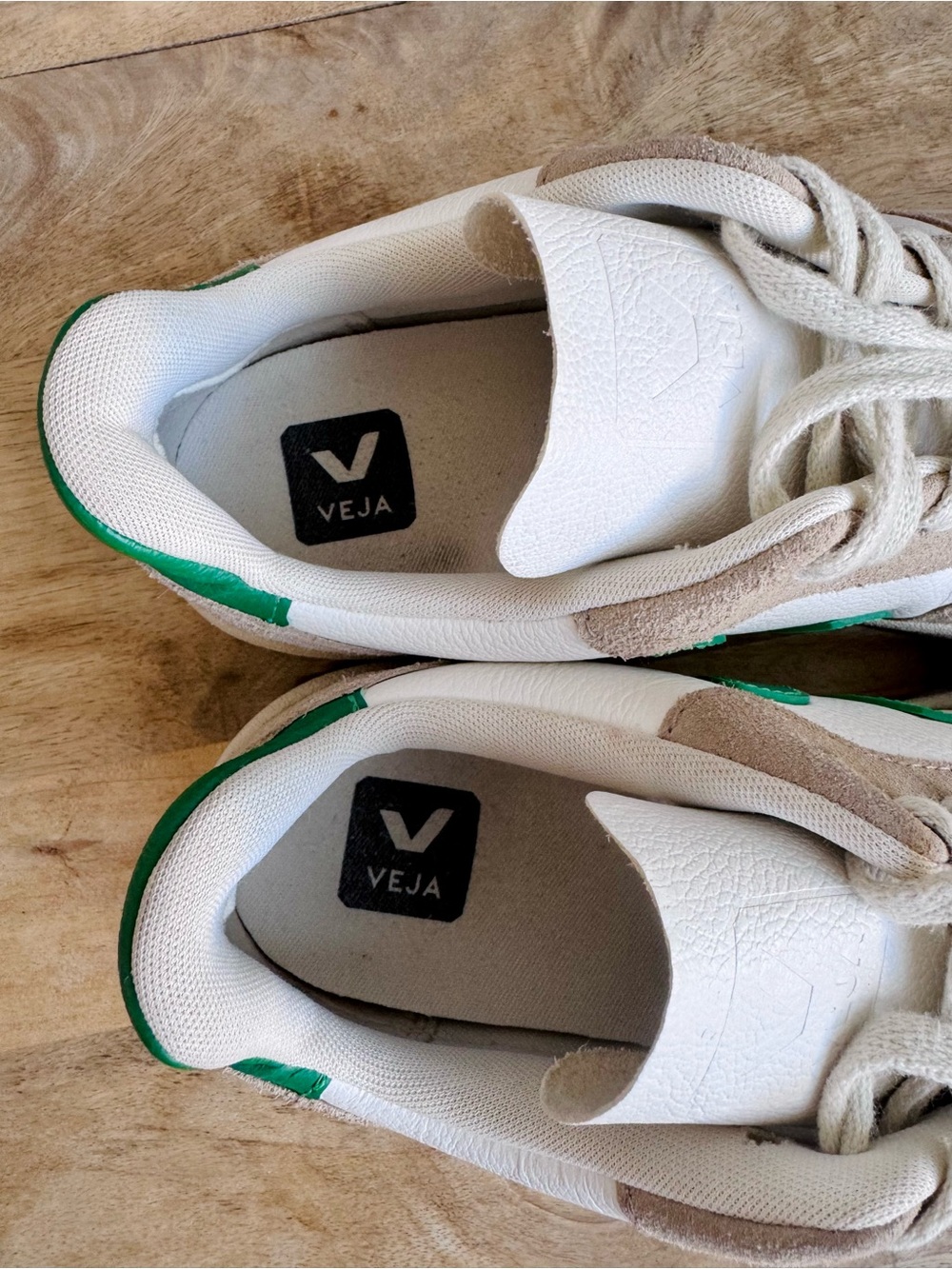Veja V-10 Chromfree Low-Top Sneakers Women Sz 9 EU 40 White Beige Green - Picture 7 of 9